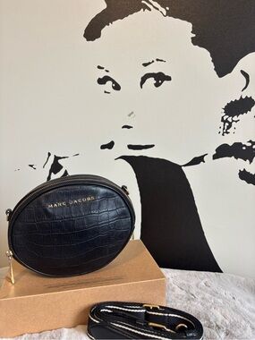 Marc Jacobs Black Croc-Embossed Oval Crossbody with Gold Hardware